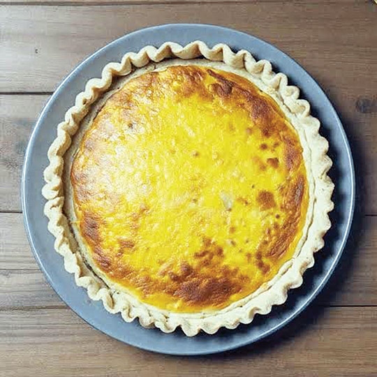 Quiche rápida de queijo e cebola