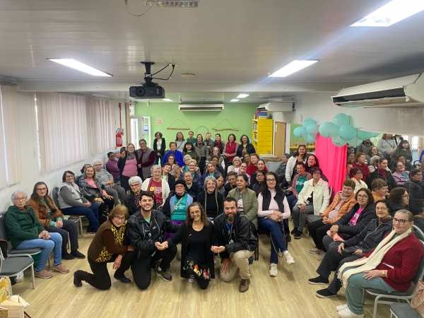 Maturidade Ativa do Sesc promoveu tarde especial de contação de histórias 