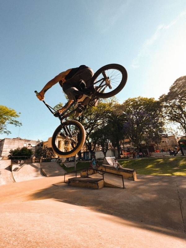 Campeonato de BMX vai agitar a Praça Bonifácio