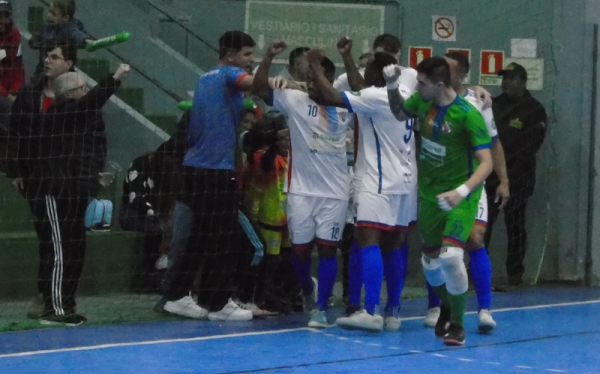 São José conhecerá no sábado o rival das oitavas de final