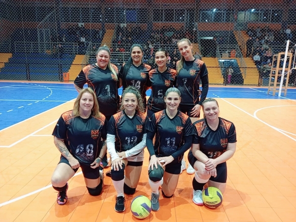 Vôlei de quadra da Limecs terá três jogos na quinta-feira