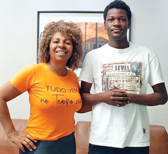 Estudante congolês da UFSM busca um emprego