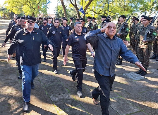 Veteranos foram recebidos no 13º Grupo de Artilharia