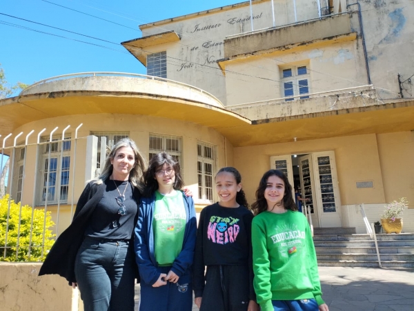 Alunas do João Neves lideram ranking do simulado da Saeb em Cachoeira