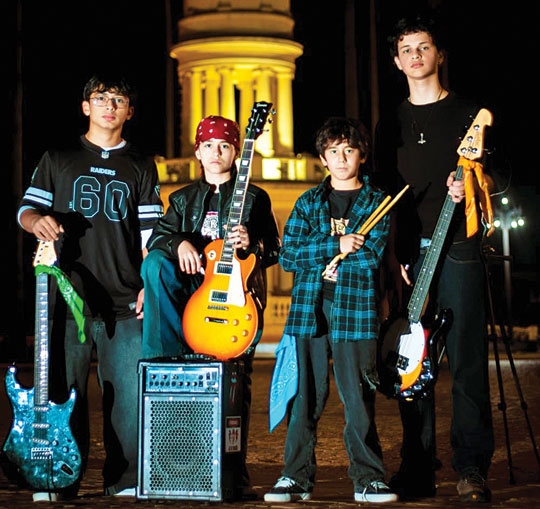 Dia de rock na festa dos livros de Cachoeira