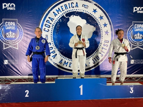 Cachoeirenses conquistam pódios no jiu-jítsu