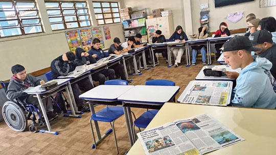 Sala de aula discutiu a rede social
