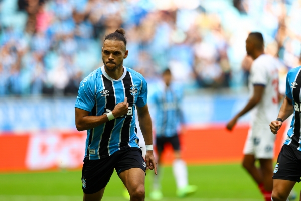 Grêmio bate o Bahia por 1 a 0 e deixa o Z-4 do Brasileirão