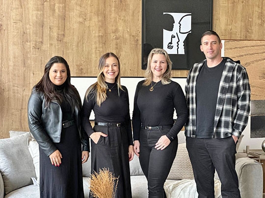 Lara: solução em móveis e decorações