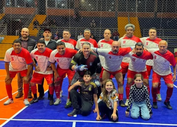 Gerbac e São José vão à final do Veterano 45 de Futsal 