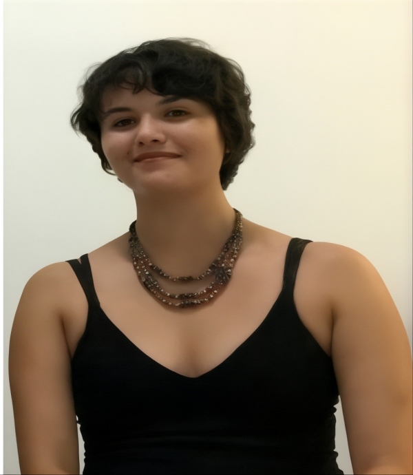 A poesia contemporânea de Ângela Calou