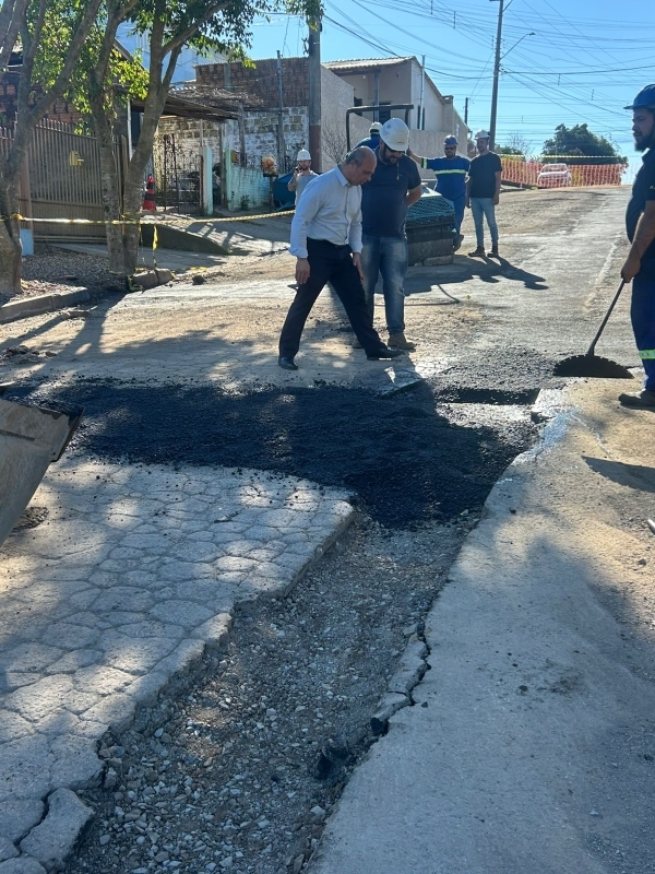 Corsan iniciou as obras de asfaltamento 