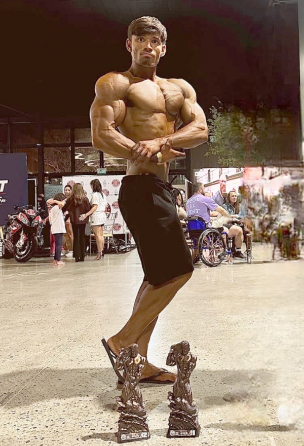 Mateus Magri é campeão sul-brasileiro de fisiculturismo