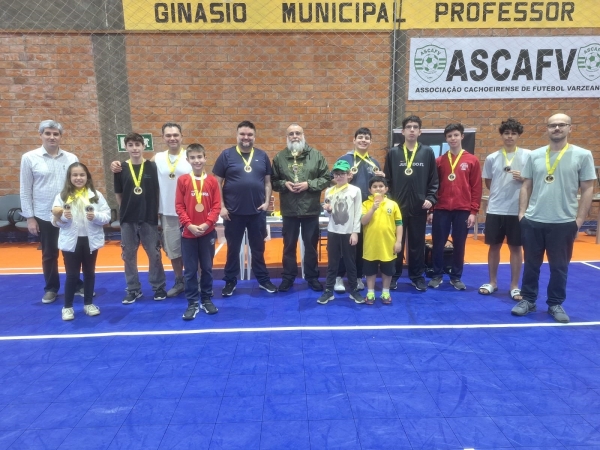 Xadrez teve rodada neste domingo no Derlizão