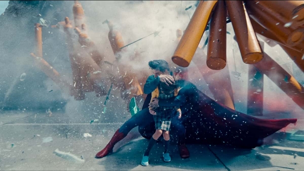 Superman tem sessão de pré-estreia nesta terça-feira no Via Sete