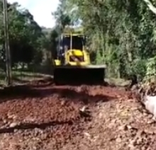 Prefeitura de Novo Cabrais segue recuperando estradas do interior