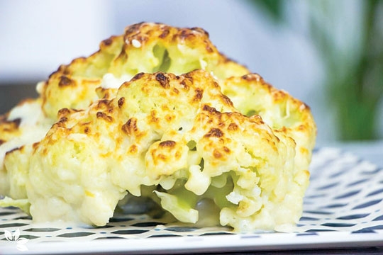 Couve-flor recheada e gratinada