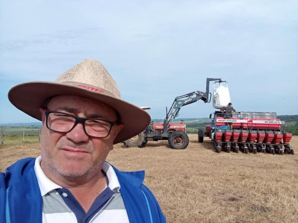 Campo pede prazo para pagar as contas