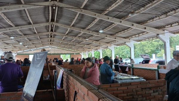 Feira do Assoarte movimenta a Feira Livre Municipal