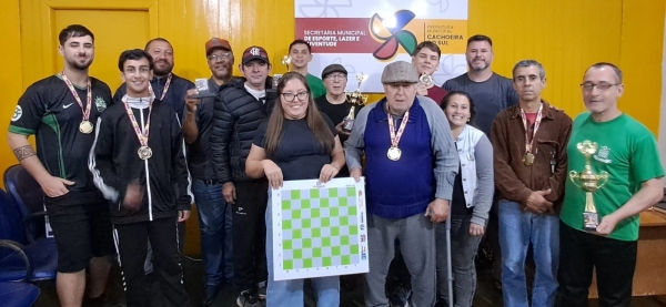 Luís Batista é heptacampeão municipal de jogos de damas