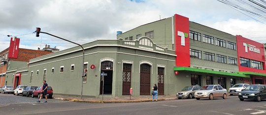 CEM ANOS DA PRIMEIRA CENTELHA 