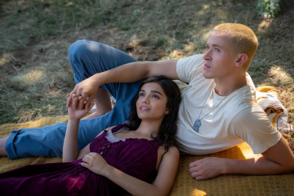 Filme mostra como Snow chega ao poder
