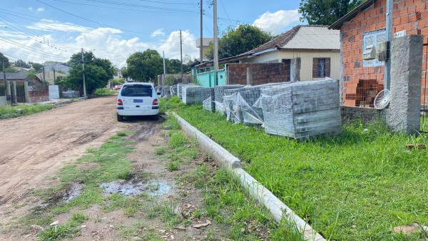 Rua Fábio Leitão aguarda pela finalização da obra / Thaynan Lara