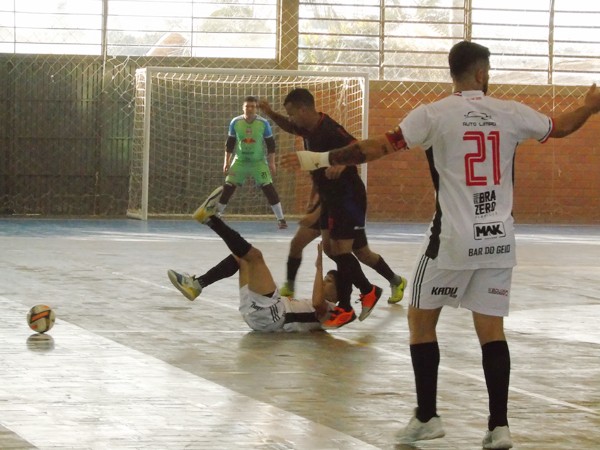 Cancha Velha venceu por 2 a 1 no Derlizão